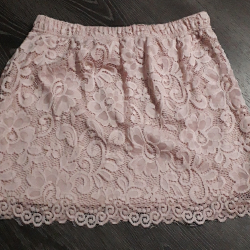 mini skirt